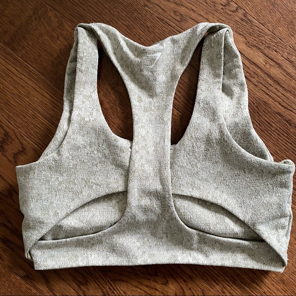 Gymshark Fleur Texture 2 Piece SET - Picture 6 of 16